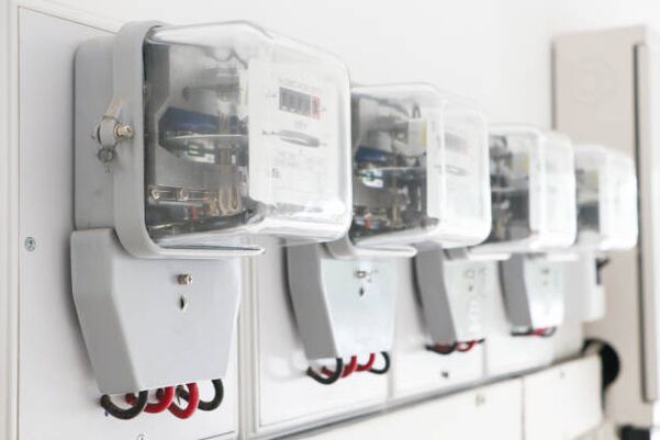 elektromos fogyasztásmérők az áram megtakarítása érdekében
